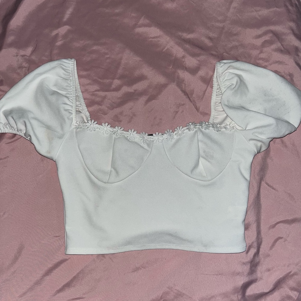 white nastygal crop top
